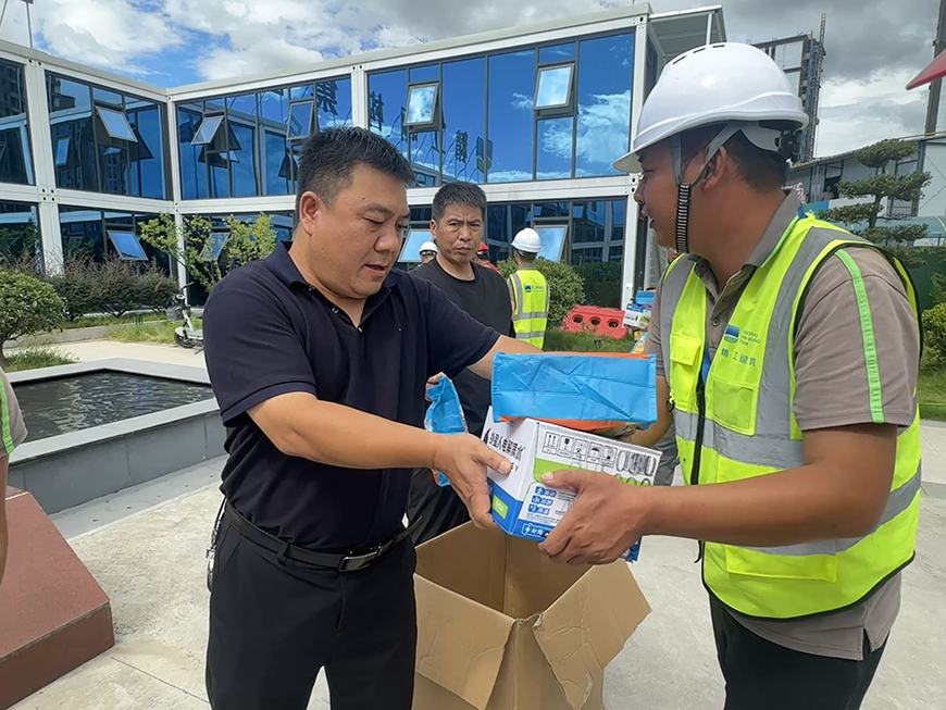 香林项目 (2)-业主慰问 拷贝.jpg